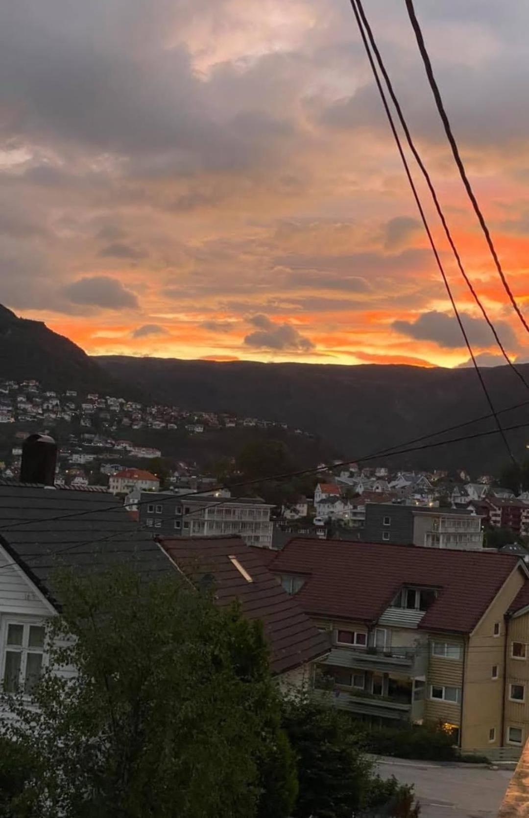 Spacious And Beautiful Apartment In Bergen With Free Parking Eksteriør billede