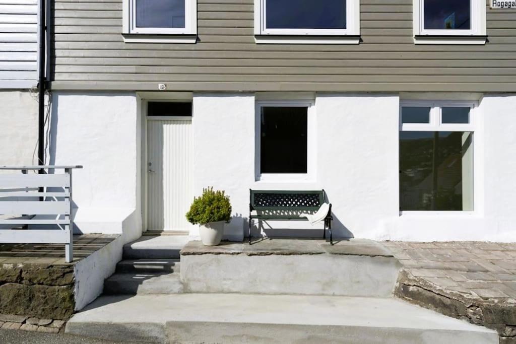 Spacious And Beautiful Apartment In Bergen With Free Parking Eksteriør billede